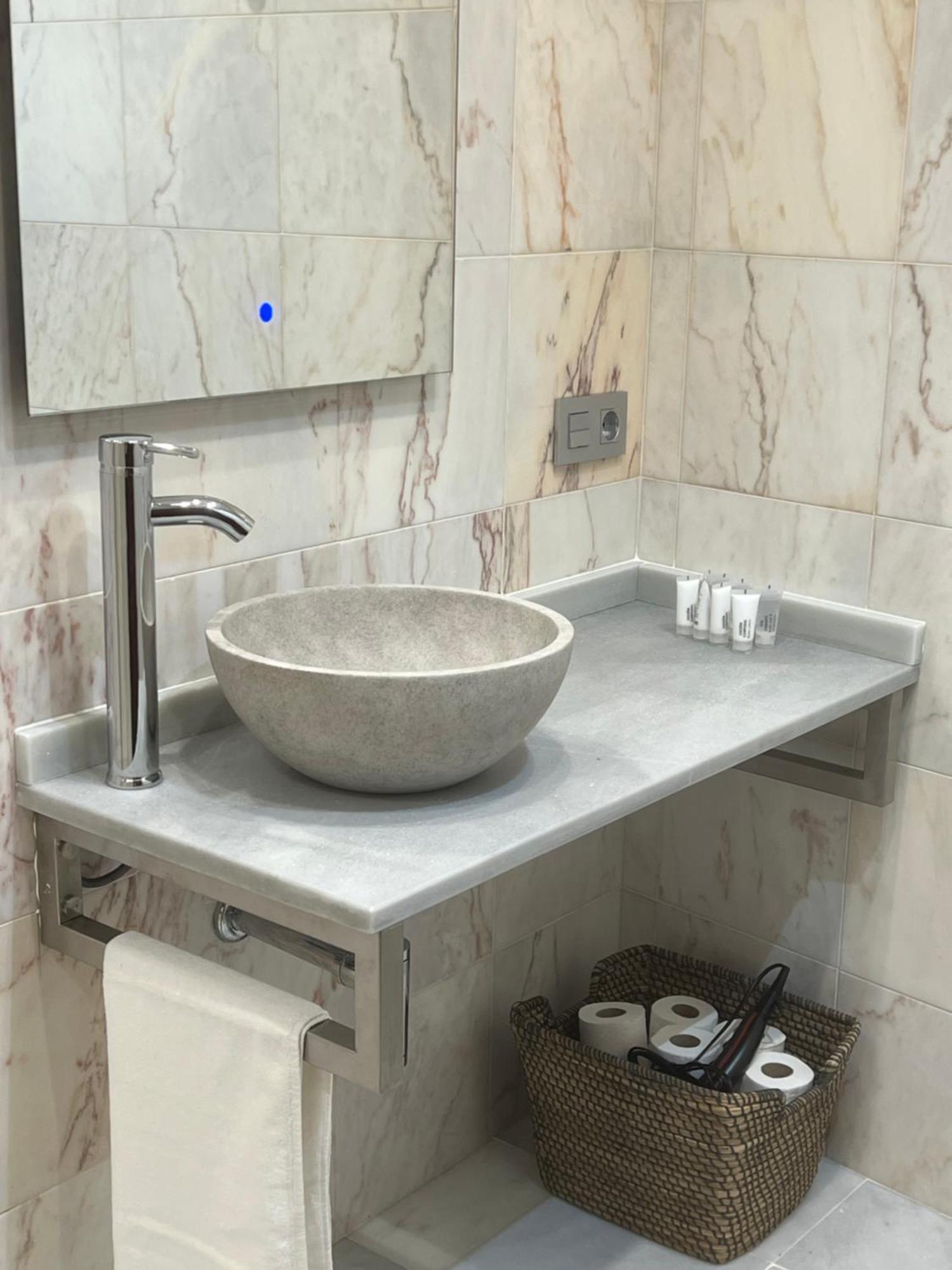 Apartamento Turistico San Nicolas Aviles Bagian luar foto